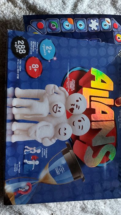 Настільна гра для дорослих і дітей від 8 років