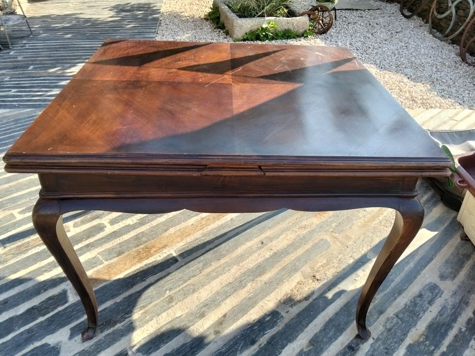 Extendable Walnut Dining Table + 6 Chairs64550276934401122