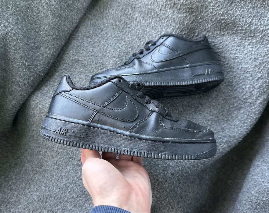 Оригінальні кросівки Nike Air Force 1 max jordan dunk sb розмір 37