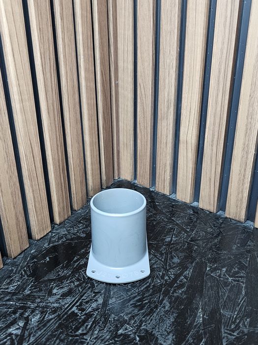 Descarga/bocal D-75 em polipropileno para caleiras