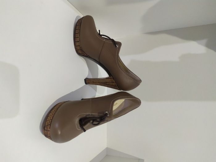 Продам туфли