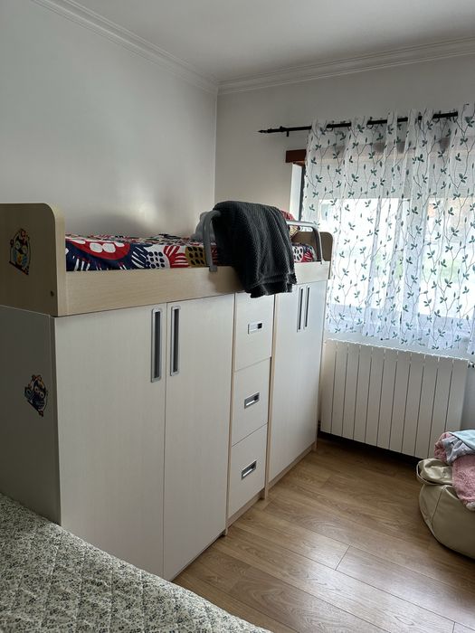 Beliche com armário