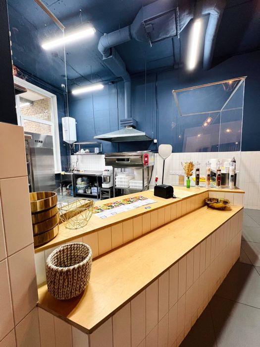 Сдам помещение!  м.Вокзальная, ул. Кудряшова, жк Времена  года