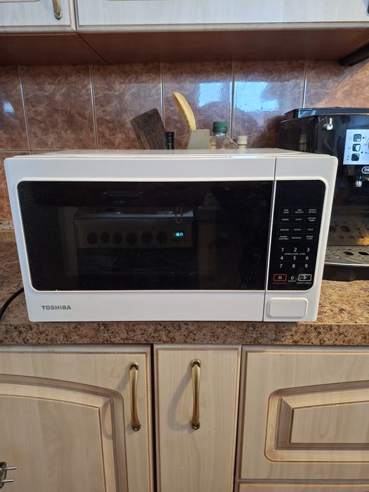 Mikrofalówka toshiba