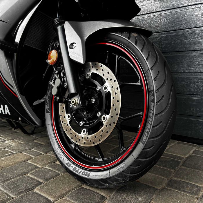 Продам мотоцикл Yamaha YZF-R3 (3633)