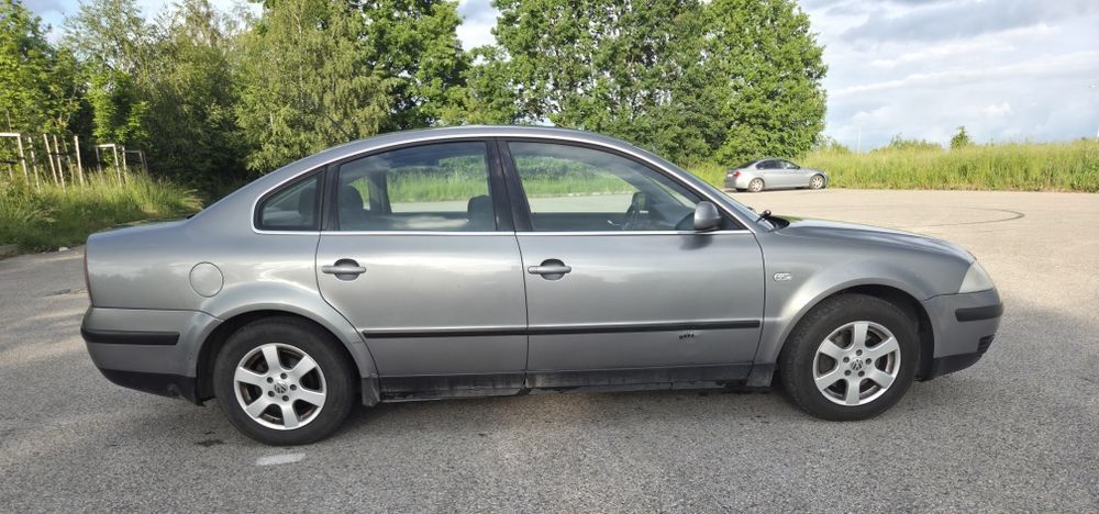 Volkswagen Passat B5FL 2.0 LPG, długie opłaty.