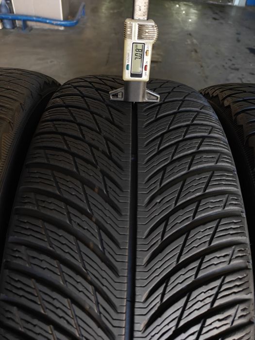 R18 255/45 103T XL Michelin Pilot Alpin⁵  комплект зимових шин майже 25-го року виробництва виробник Іспанія протектор 7 мм