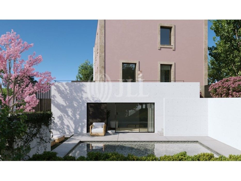 Moradia T3+1 com piscina, Bom Jesus, Braga