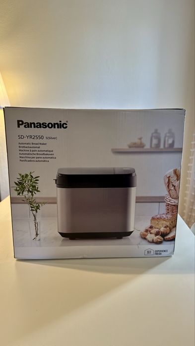 Máquina de Pão Panasonic SD-YR2550, como nova (usada 1 vez)
