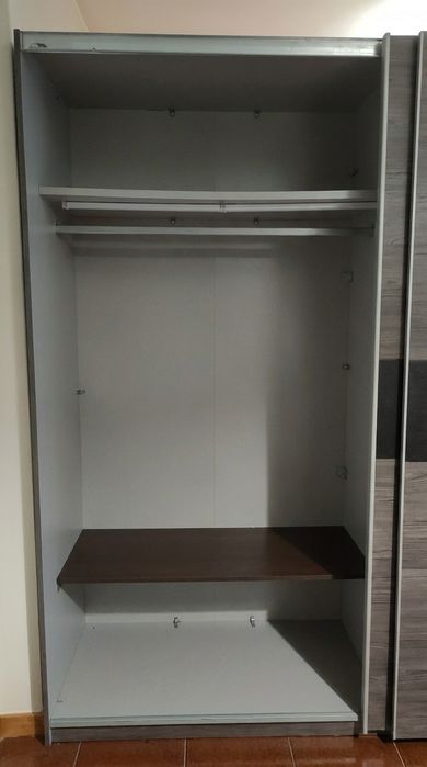 Roupeiro armário duplo portas de correr
