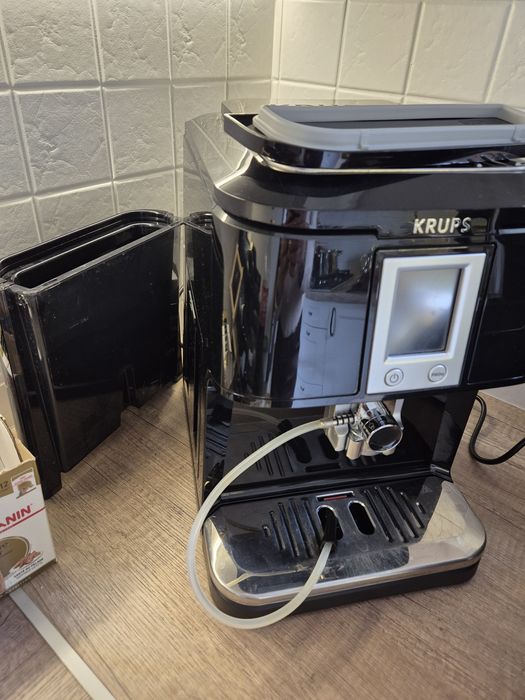Ekspres KRUPS EA850B