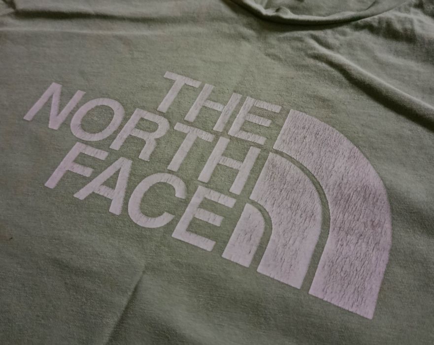Футболка The North Face