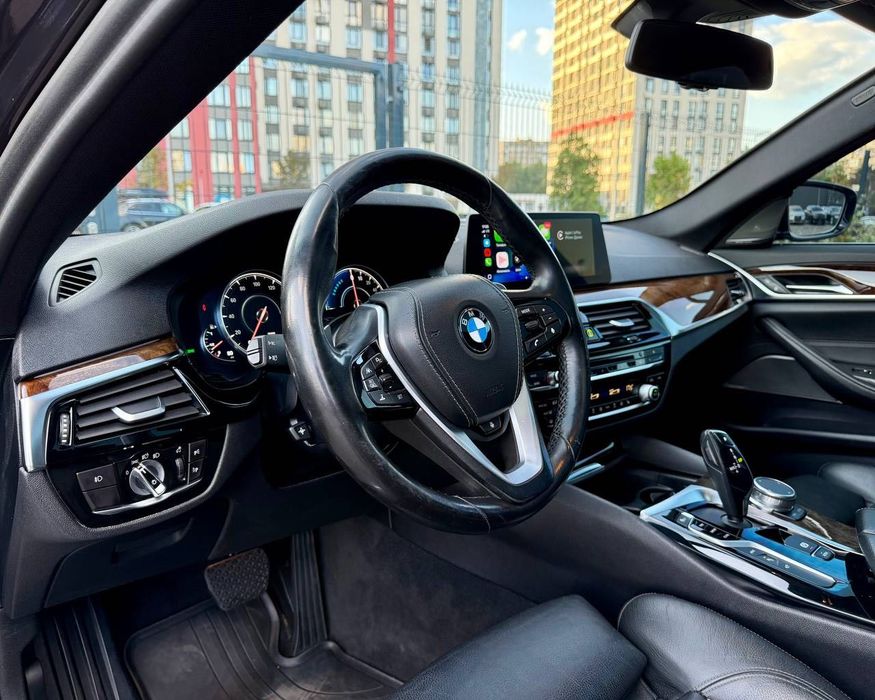 Продаж гарного BMW 530е