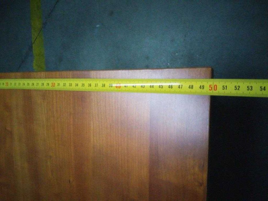 Móvel com prateleiras de Vidro