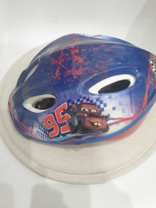 Kask rowerowy dziecięcy Auta Zygzak McQueen - obwód 54-56 cm.