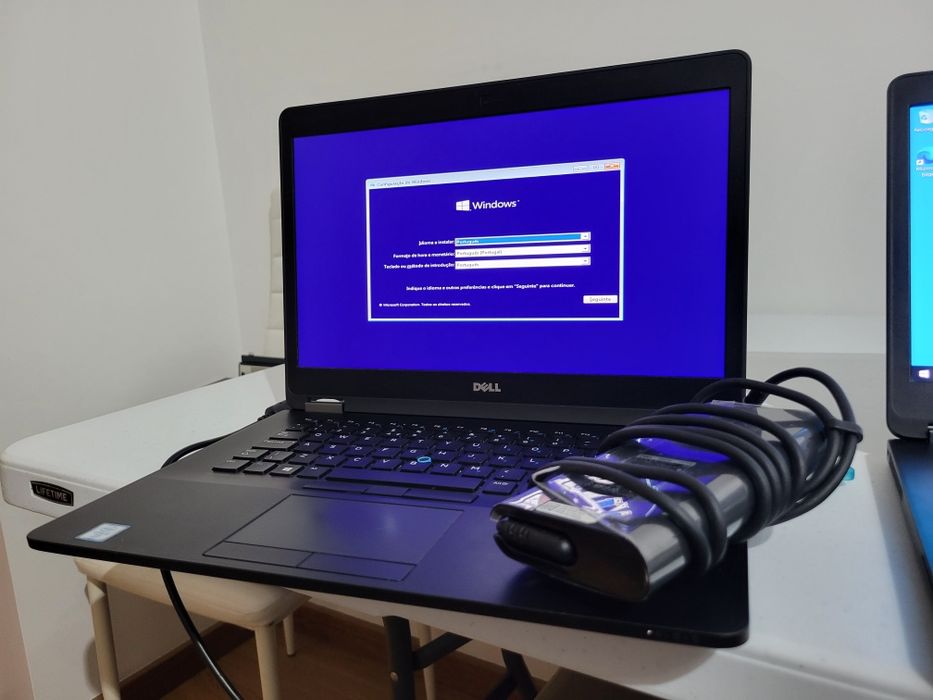 DELL latitude E7470 i5-6300U/8GB/256SSD/Win 10/ 130€ /Com Garantia64738934502019121