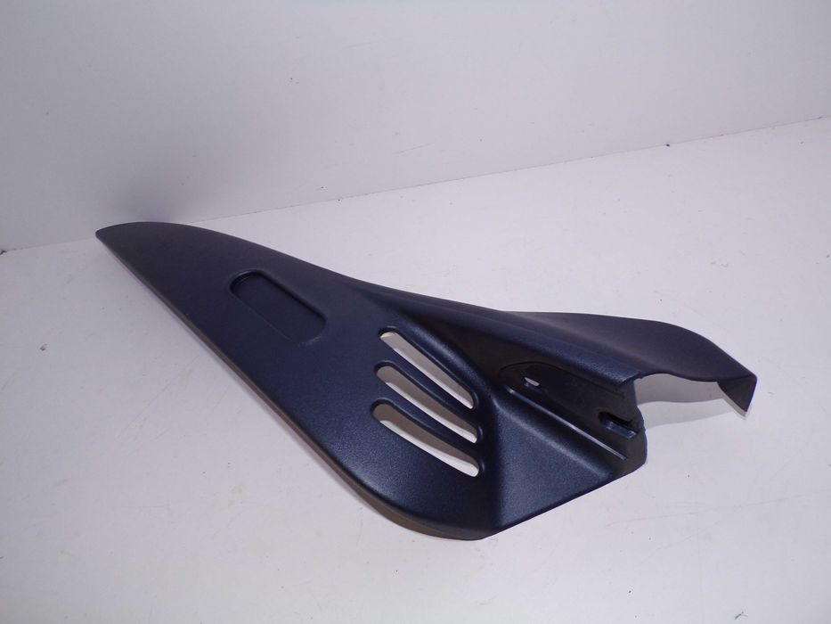 Listwa około silnikowa Vespa ET2 ET4 50/125cc Nowa OEM.