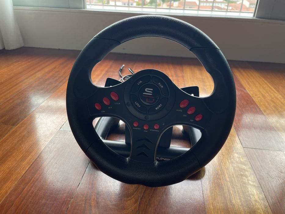 Volante Super Drive 400 – Quase Novo | PS4 · Xbox One · PC · PS3