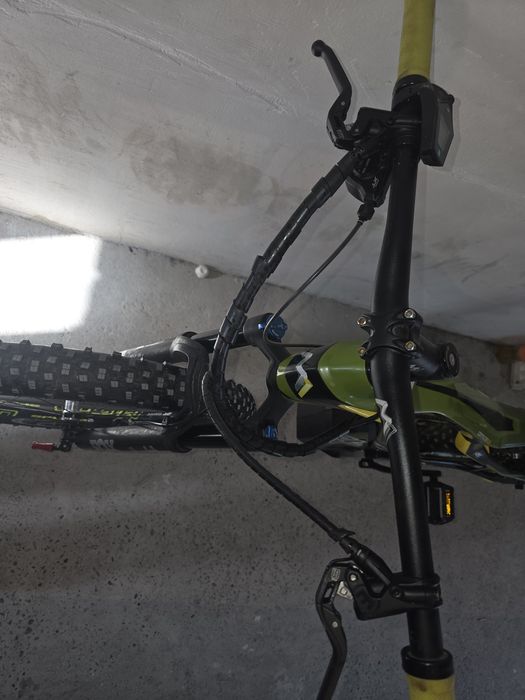 Велисопед електрично 27.5 колесо 842 кілометр carbon