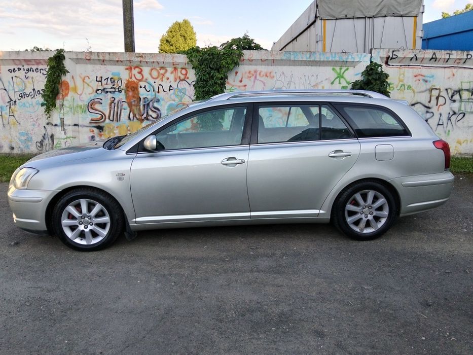 Авто універсал Avensis 2.0 D‑4D для ЗСУ