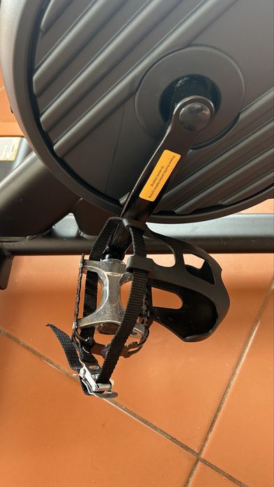 Bicicleta de Exercício Toputure 2025 – Como Nova