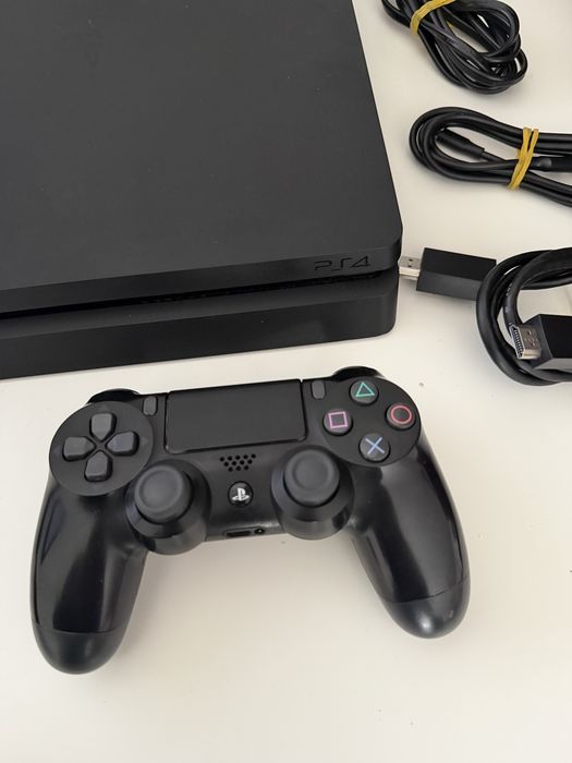 PlayStation 4 Slim PS4 Novo + Comando + Jogo FIFA 20