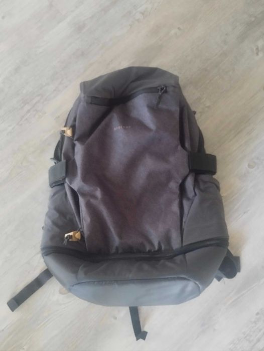 Mochila de Caminhada 30L
