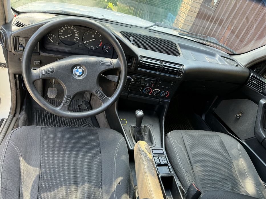 BMW e34 520i. M 20 B 20