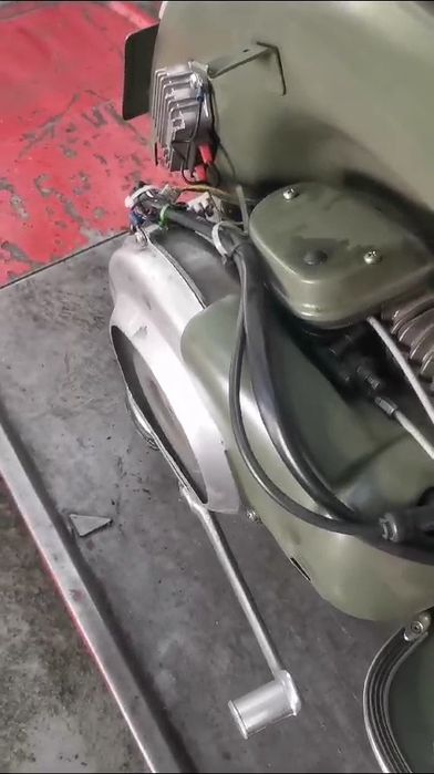 Motor vespa gl150/160