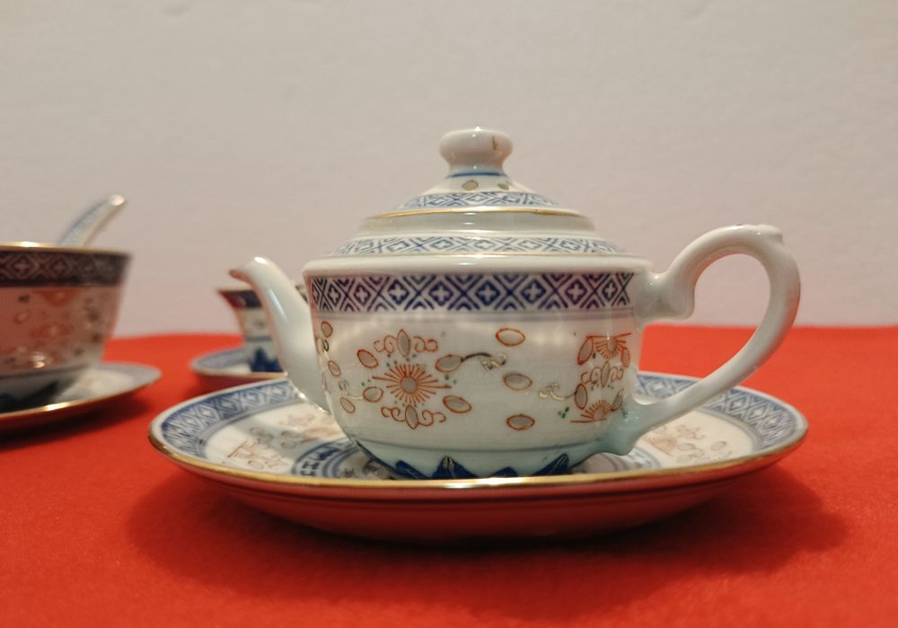 Serviço porcelana chinesa "Bago de Arroz"