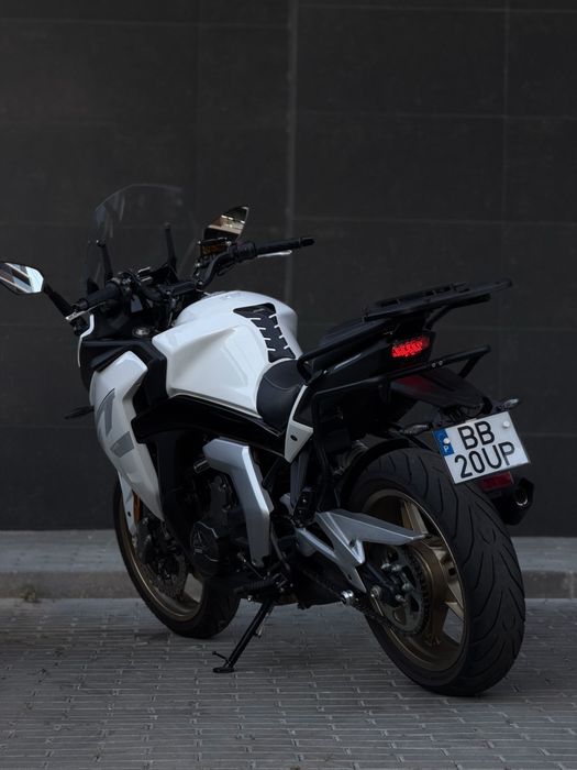 CFMOTO 650 GT- Nova! 2.500kms!