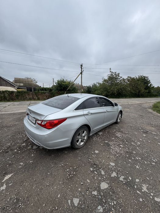 Продам Hyundai Sonata