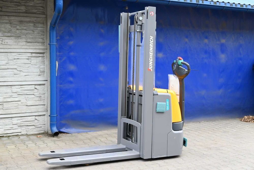 Paleciak elektryczny Jungheinrich EJC 110  2017rok 300mth FHP 313