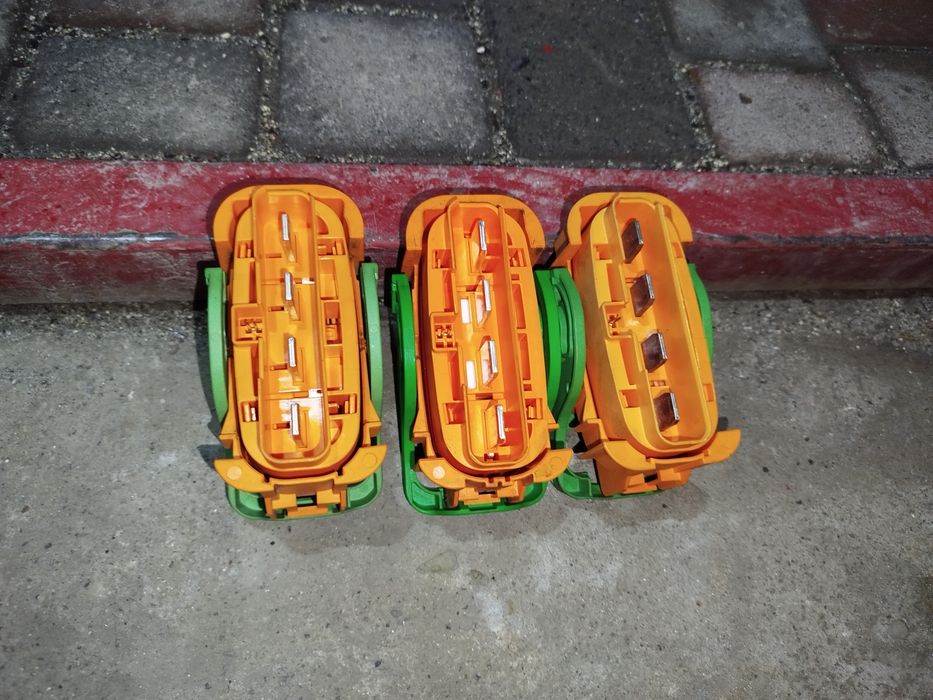 Запобіжник батареї Рено зоє Renault Zoe