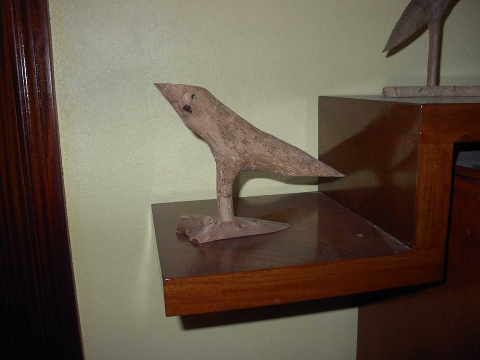 Esculturas em galho de árvore ao natural