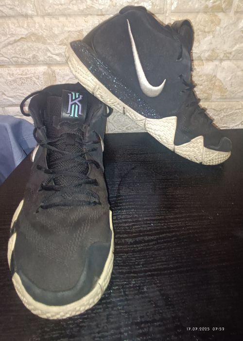Взуття з Англії Баскетбольні кросівки Nike Kyrie 4 "Ankle Taker"