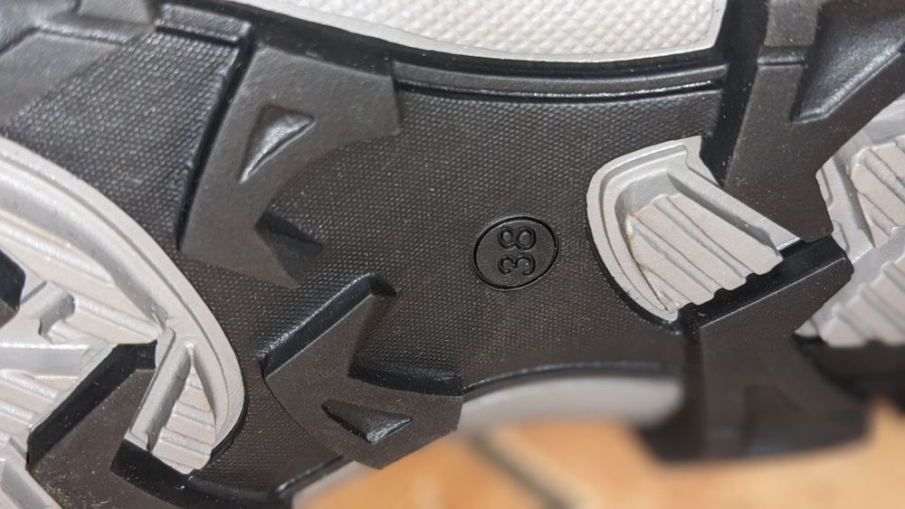 Buty Kornecki trekking zimowe 38