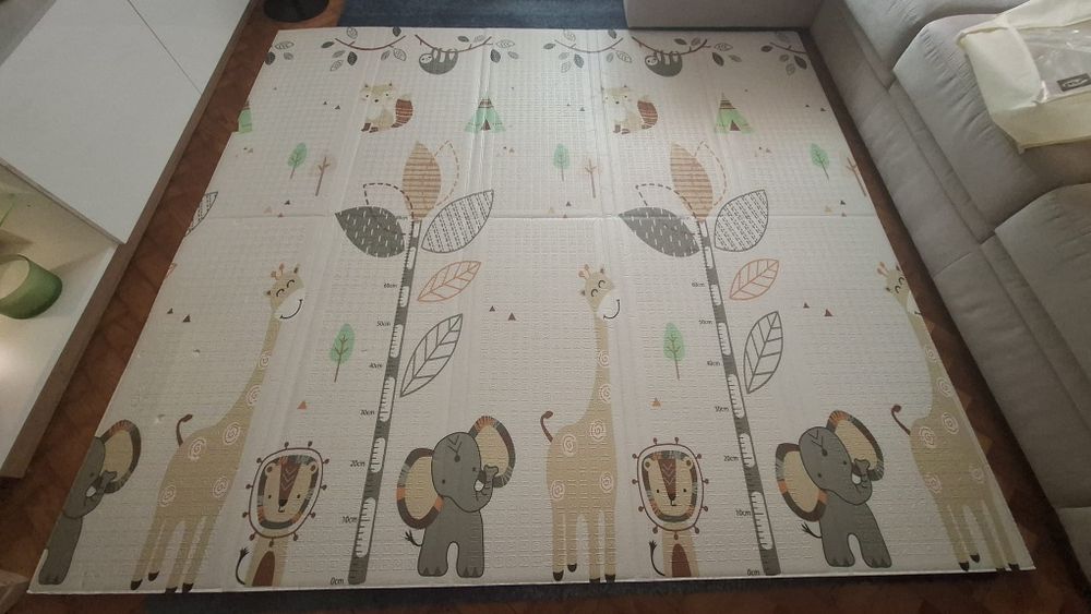 Tapete de atividade de bebé