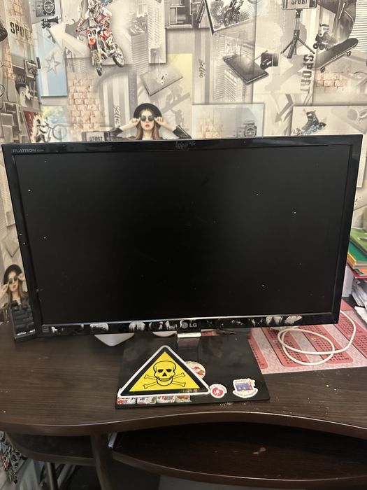 монітор lg 22 дюйми