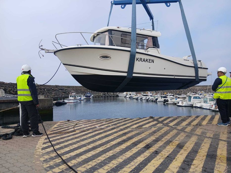Barco Quiksilver Pilothouse 755