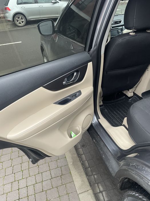 Нісан Рог 2015 рік пробіг на Украіні мінімальний