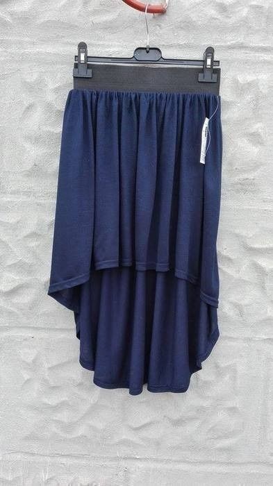 Granatowa spódnica
