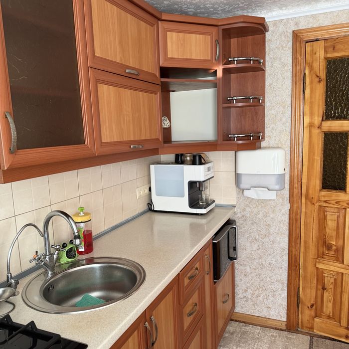 Продам кухонні меблі.