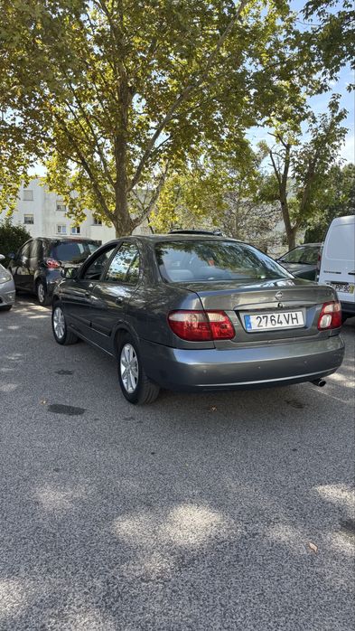 Nissan almera 1.5 foto 3