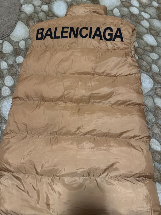 Жилет пуховик, бренд