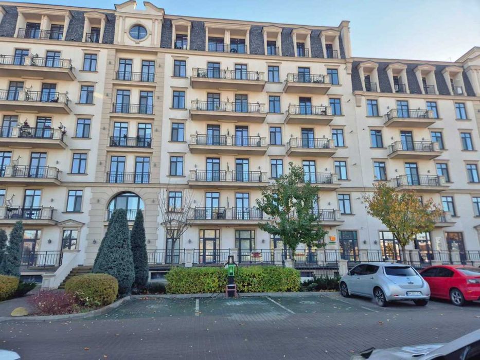 Продам 3 кімнатну квартиру в ЖК "Авторський Квартал"  / Рів'єра