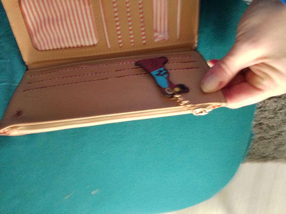 Portfel skóra eko sygnowany Love's wizerunek piesków