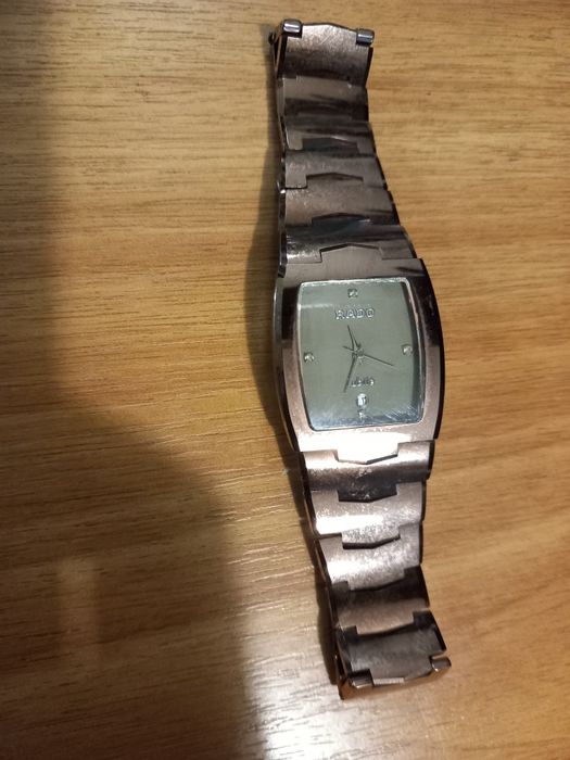 Продам Часы Rado