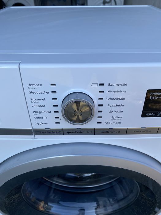 Pralka automatyczna Siemens IQ700.