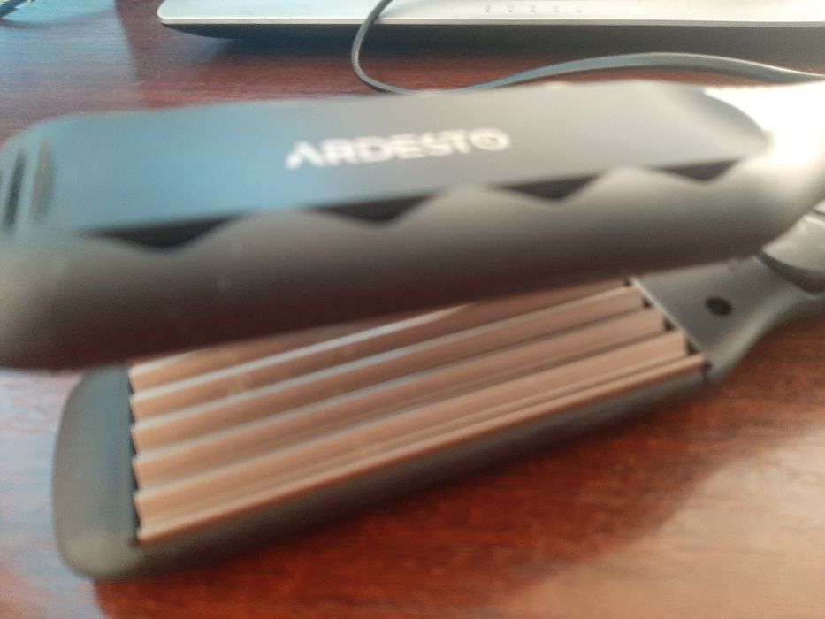 Щипці Ardesto, стайлер, гофре, для волосся